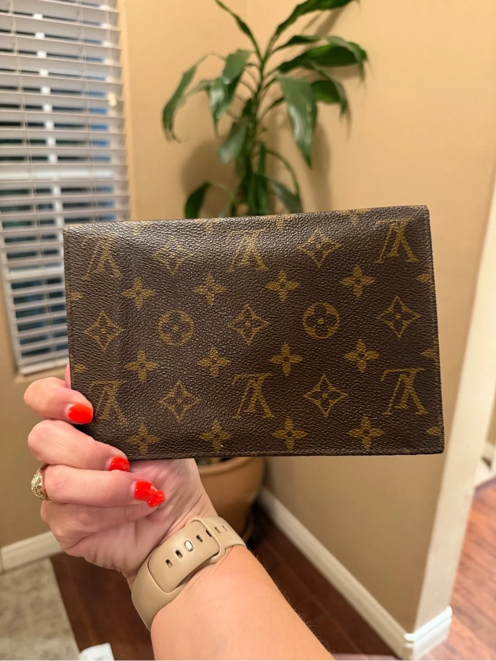 Authentic Vintage Louis Vuitton Monogram Pochette Rabat 19 Clutch w/ NB Chain